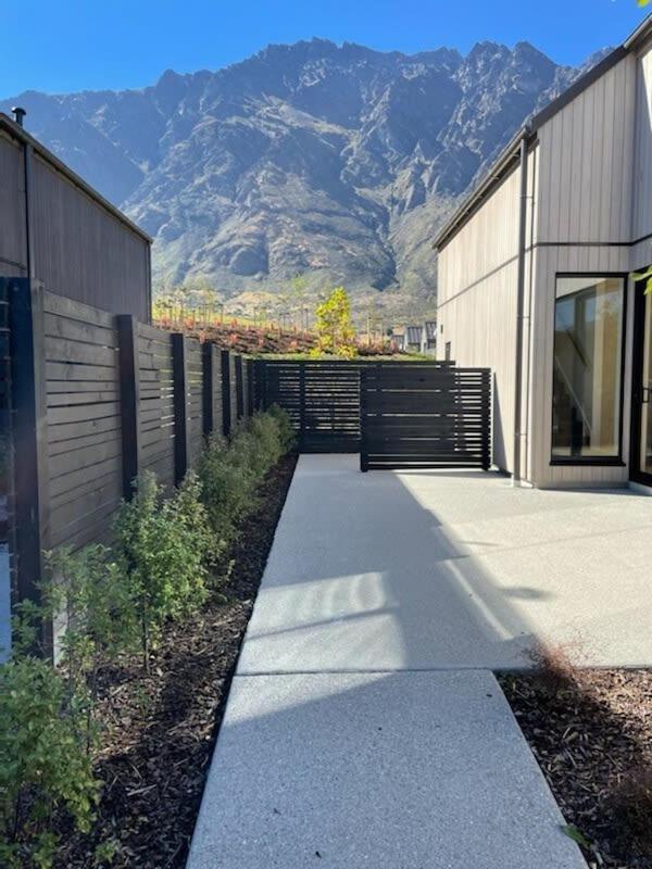 Nestled Below The Remarkables Queenstown Bagian luar foto